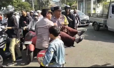 Polsek Blahbatuh Bantu Warga Pingsan Antre BBM