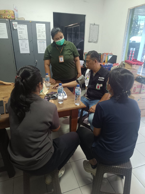 Dinkes Denpasar Periksa Kesehatan Petugas SPBU