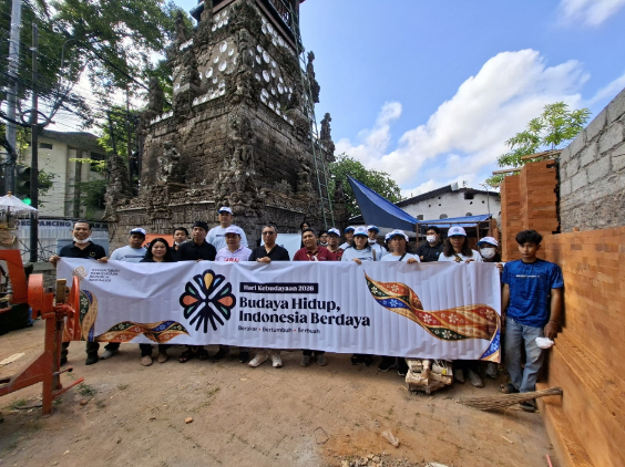 Aksi Pemeliharaan Bale Kulkul Puri Pemecutan