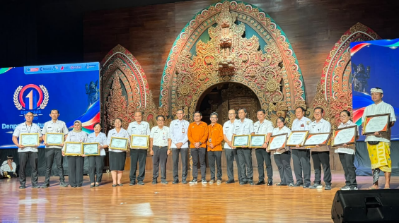 Penyerahan Penghargaan Denpasar Statistik Festival