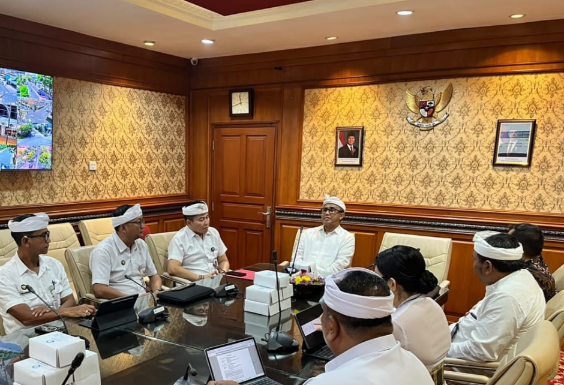 Walikota Jaya Negara Pimpin Rapat Peninjauan NJOP PBB-P2 2027