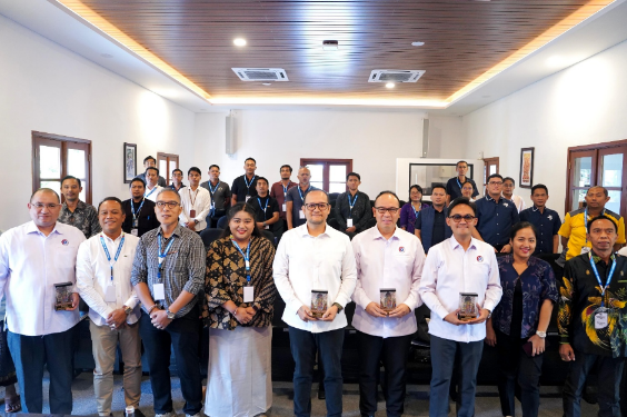 Wabup Bagus Alit Sucipta Buka Musprov I Apklindo Bali